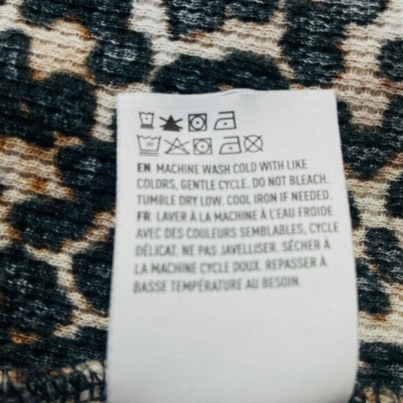 AMERICAN EAGLE Leopard Print Crop Top - Size Large - Picture 8 of 8